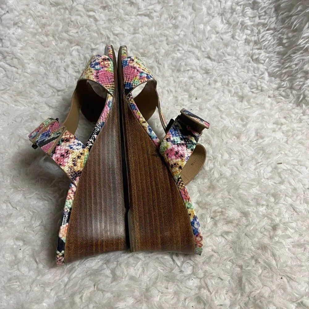 Vaneli Colorful Synthetic Snake Print wedge Sandals adjustable side buckle SZ11M